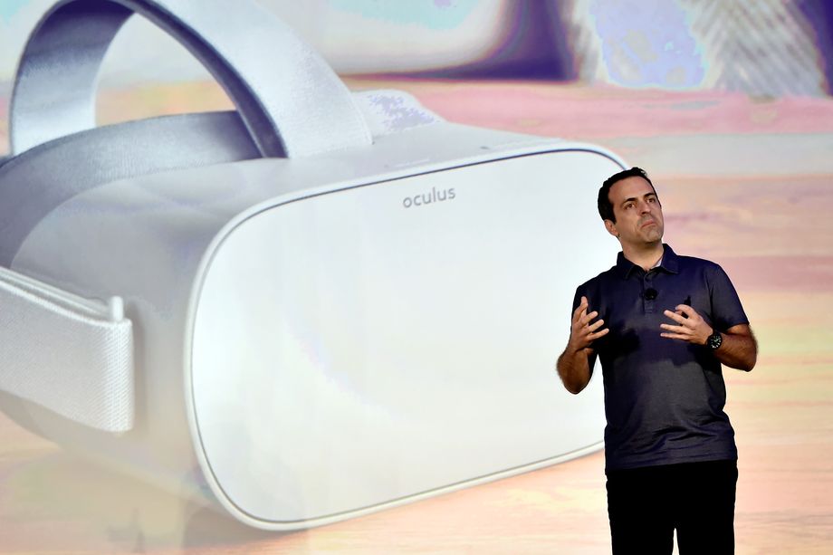 Oculus Go مع رئيس أوكولوس