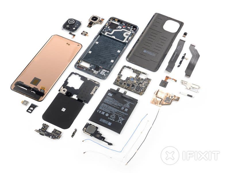 اختبارات: صيانة Xiaomi Mi 11 صعبة للغاية 1